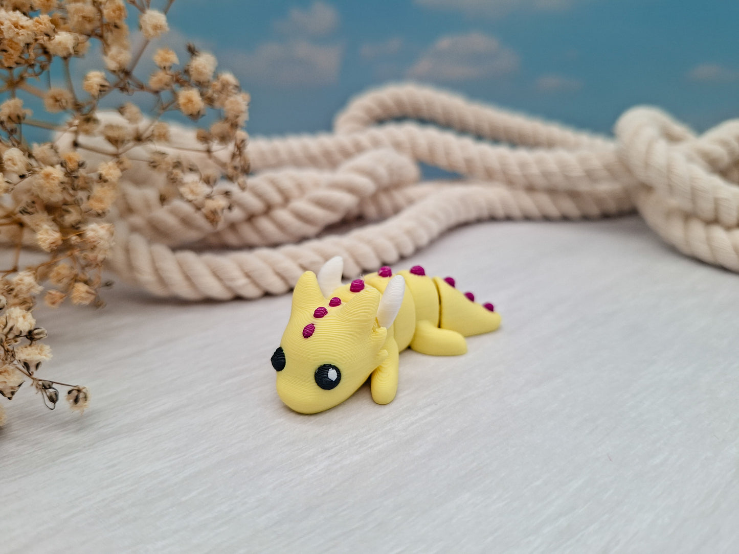 Tiny Dragon - dein wackeliger Mini-Begleiter