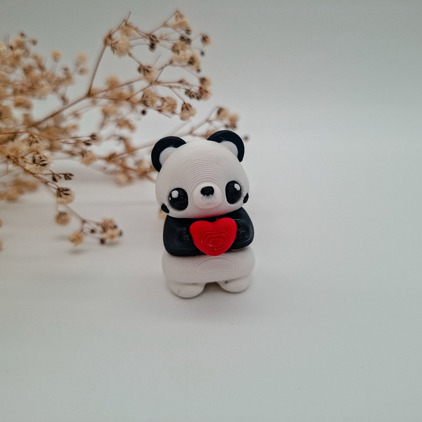 Jiggle Panda mit Herz - Dein kleiner Glücksbringer
