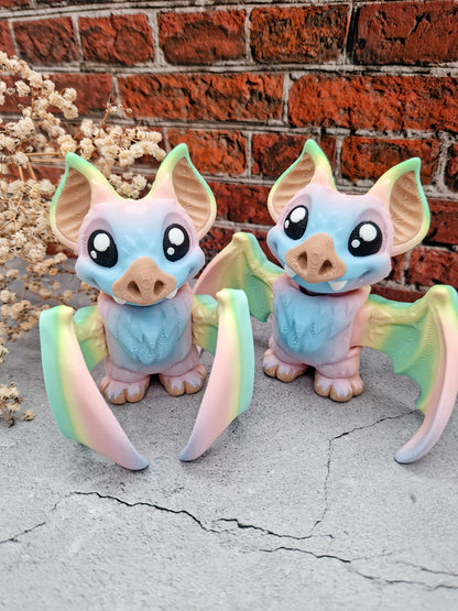 Kawaii Fledermaus – Regenbogenfarben • 3D-gedruckte Fantasy-Figur